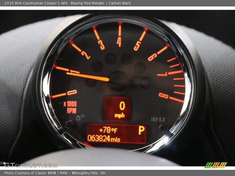 Blazing Red Metallic / Carbon Black 2016 Mini Countryman Cooper S All4