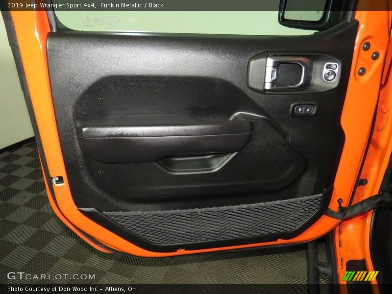 Punk'n Metallic / Black 2019 Jeep Wrangler Sport 4x4