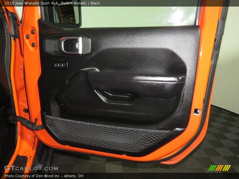 Punk'n Metallic / Black 2019 Jeep Wrangler Sport 4x4