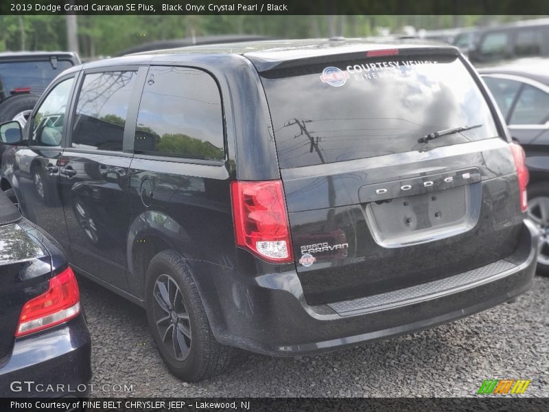 Black Onyx Crystal Pearl / Black 2019 Dodge Grand Caravan SE Plus
