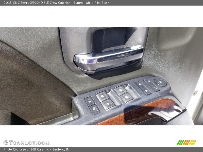 Summit White / Jet Black 2015 GMC Sierra 2500HD SLE Crew Cab 4x4