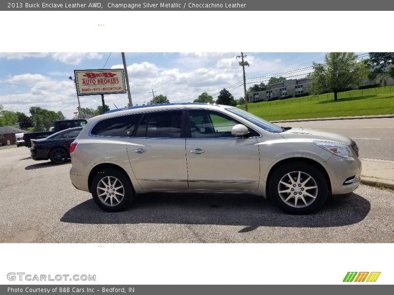 Champagne Silver Metallic / Choccachino Leather 2013 Buick Enclave Leather AWD