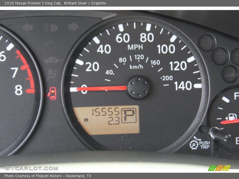 Brilliant Silver / Graphite 2016 Nissan Frontier S King Cab