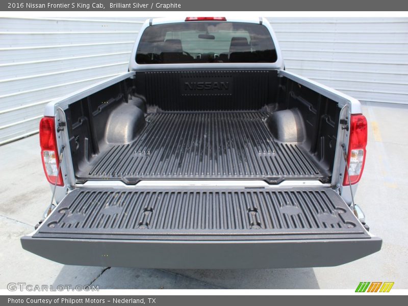 Brilliant Silver / Graphite 2016 Nissan Frontier S King Cab