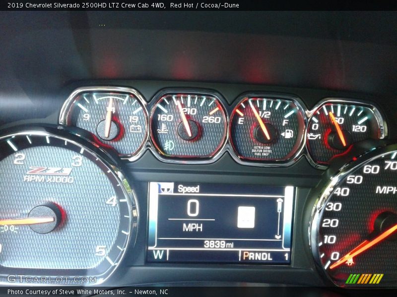 Red Hot / Cocoa/­Dune 2019 Chevrolet Silverado 2500HD LTZ Crew Cab 4WD