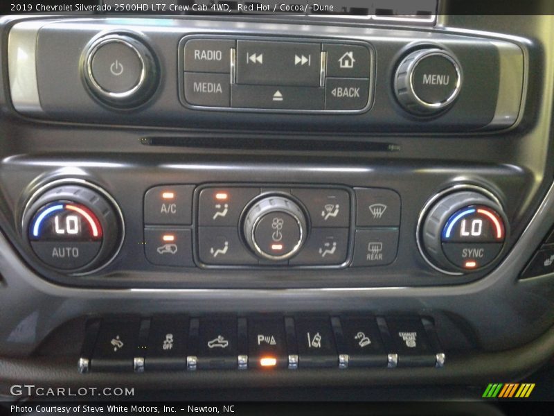 Red Hot / Cocoa/­Dune 2019 Chevrolet Silverado 2500HD LTZ Crew Cab 4WD
