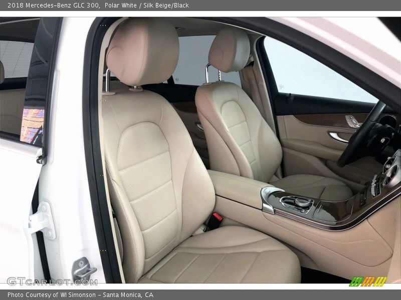 Polar White / Silk Beige/Black 2018 Mercedes-Benz GLC 300