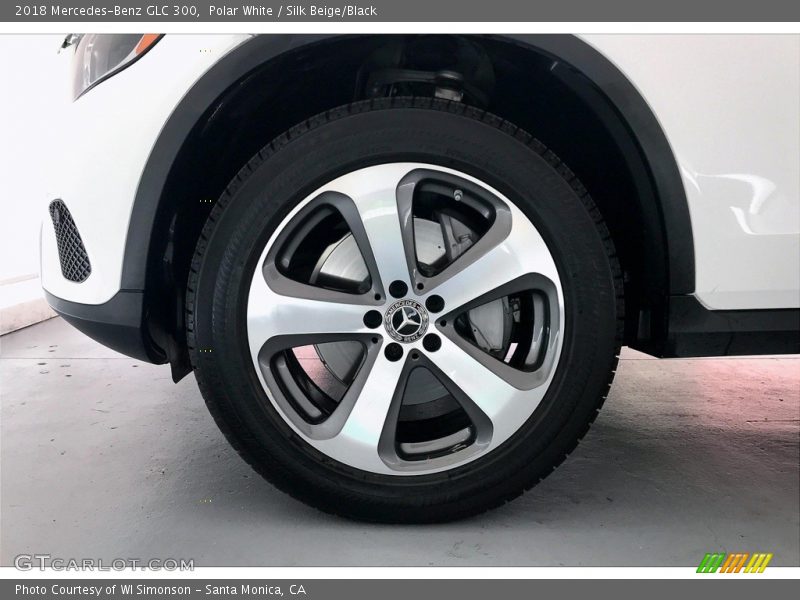 Polar White / Silk Beige/Black 2018 Mercedes-Benz GLC 300