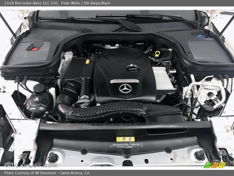 Polar White / Silk Beige/Black 2018 Mercedes-Benz GLC 300