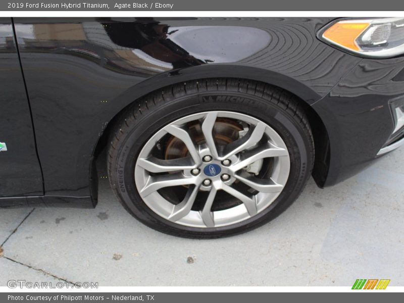 Agate Black / Ebony 2019 Ford Fusion Hybrid Titanium