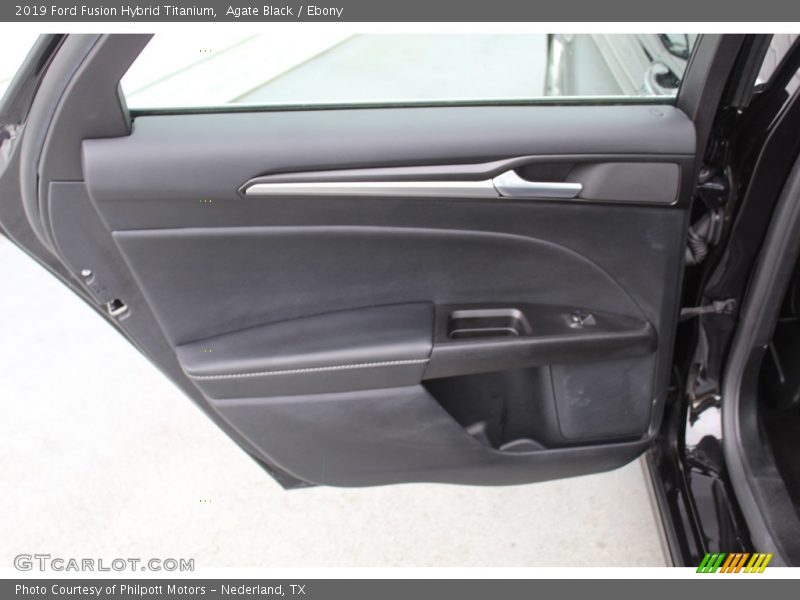 Agate Black / Ebony 2019 Ford Fusion Hybrid Titanium