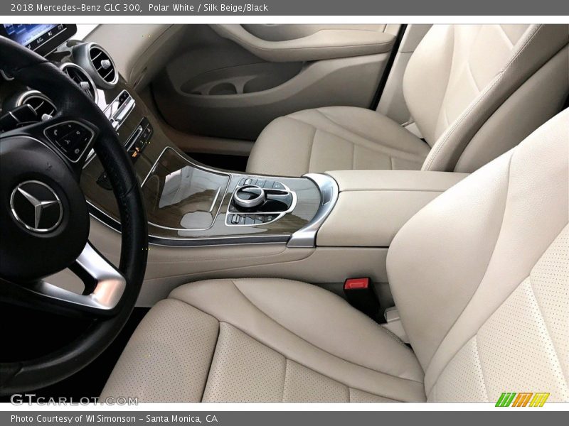 Polar White / Silk Beige/Black 2018 Mercedes-Benz GLC 300