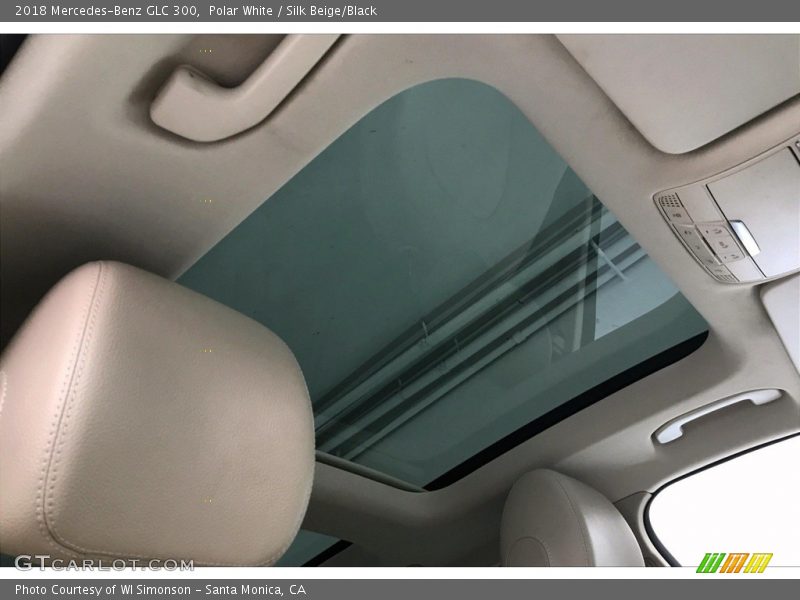 Polar White / Silk Beige/Black 2018 Mercedes-Benz GLC 300