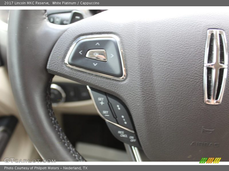 White Platinum / Cappuccino 2017 Lincoln MKC Reserve