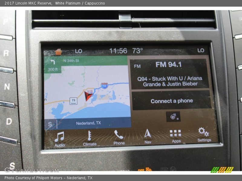 White Platinum / Cappuccino 2017 Lincoln MKC Reserve