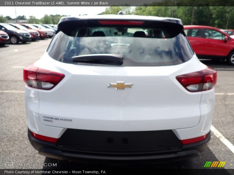 Summit White / Jet Black 2021 Chevrolet TrailBlazer LS AWD