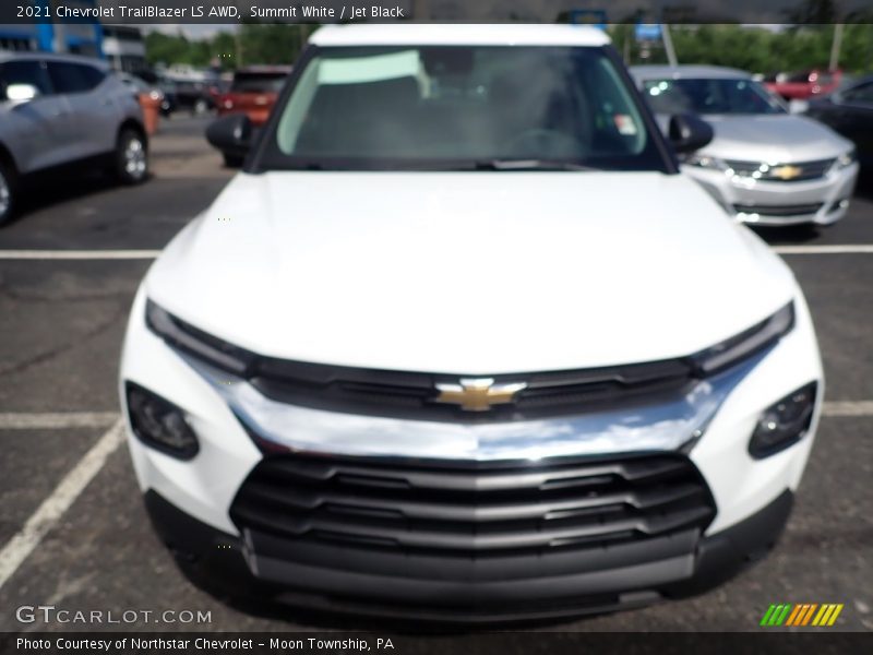Summit White / Jet Black 2021 Chevrolet TrailBlazer LS AWD