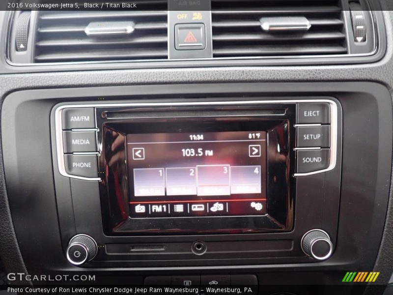 Controls of 2016 Jetta S