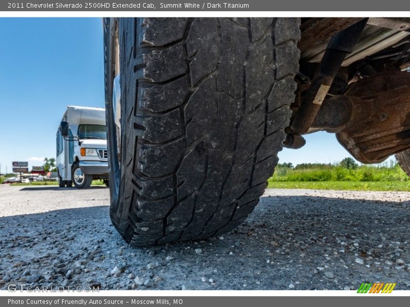 Summit White / Dark Titanium 2011 Chevrolet Silverado 2500HD Extended Cab