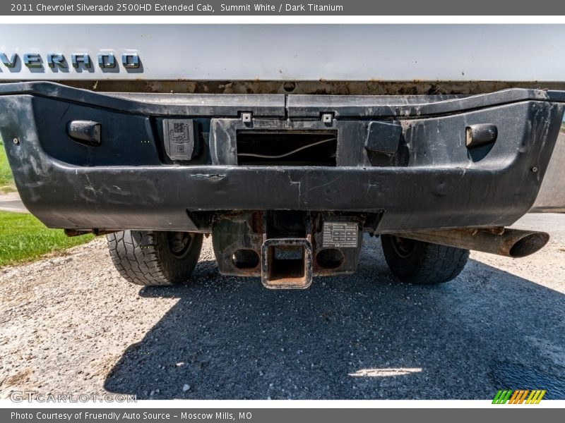 Summit White / Dark Titanium 2011 Chevrolet Silverado 2500HD Extended Cab