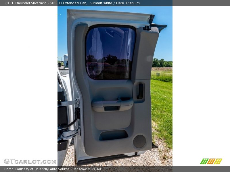 Summit White / Dark Titanium 2011 Chevrolet Silverado 2500HD Extended Cab