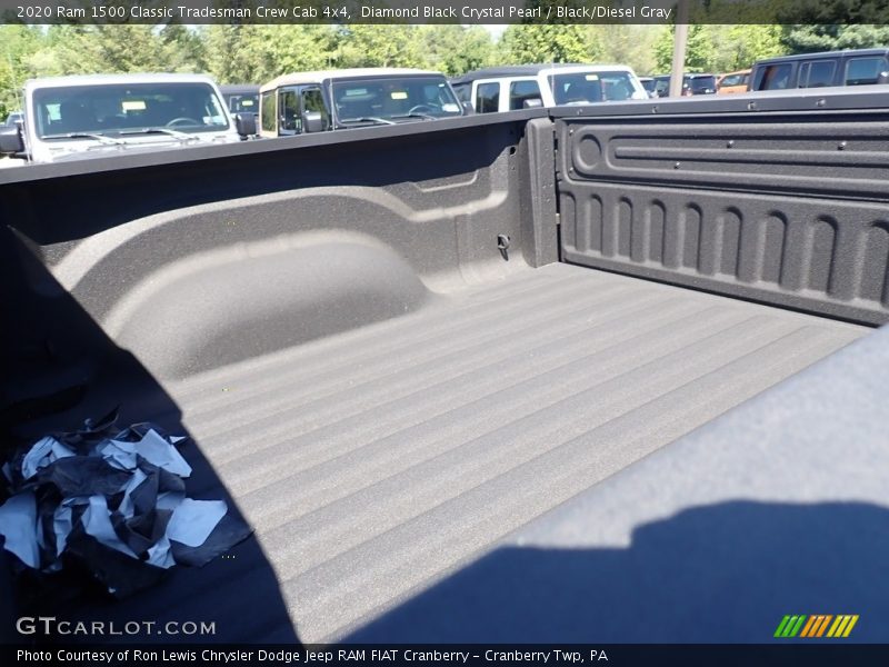Diamond Black Crystal Pearl / Black/Diesel Gray 2020 Ram 1500 Classic Tradesman Crew Cab 4x4