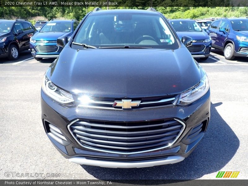 Mosaic Black Metallic / Jet Black 2020 Chevrolet Trax LT AWD