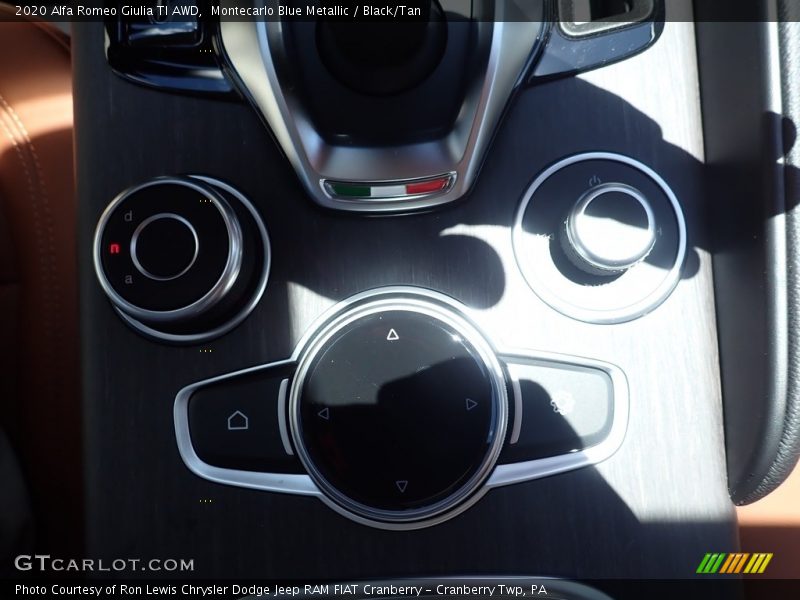 Montecarlo Blue Metallic / Black/Tan 2020 Alfa Romeo Giulia TI AWD