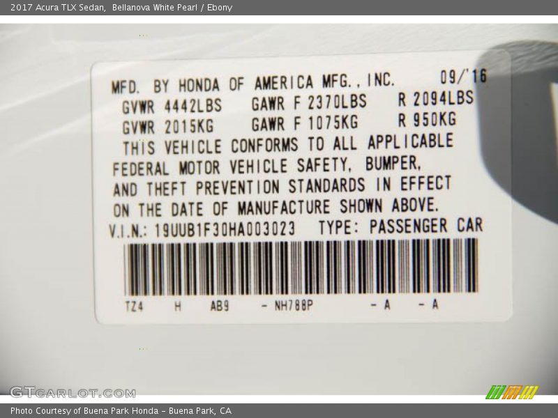 Bellanova White Pearl / Ebony 2017 Acura TLX Sedan