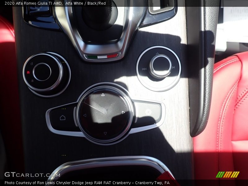 Alfa White / Black/Red 2020 Alfa Romeo Giulia TI AWD