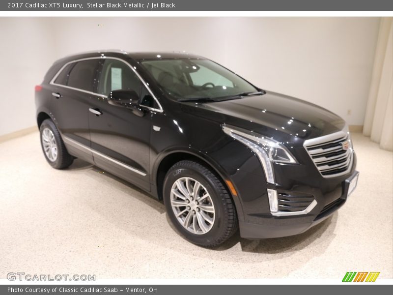 Stellar Black Metallic / Jet Black 2017 Cadillac XT5 Luxury