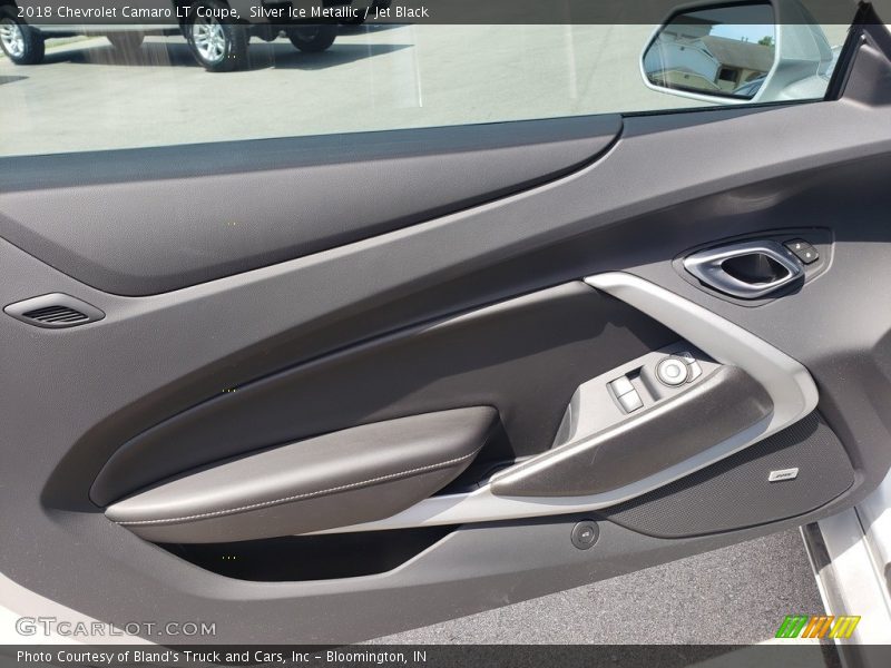 Silver Ice Metallic / Jet Black 2018 Chevrolet Camaro LT Coupe