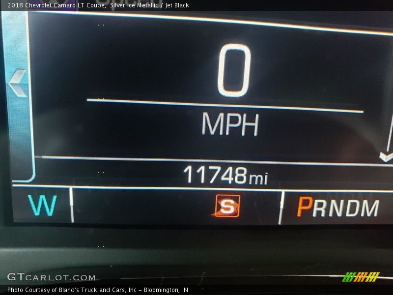 Silver Ice Metallic / Jet Black 2018 Chevrolet Camaro LT Coupe