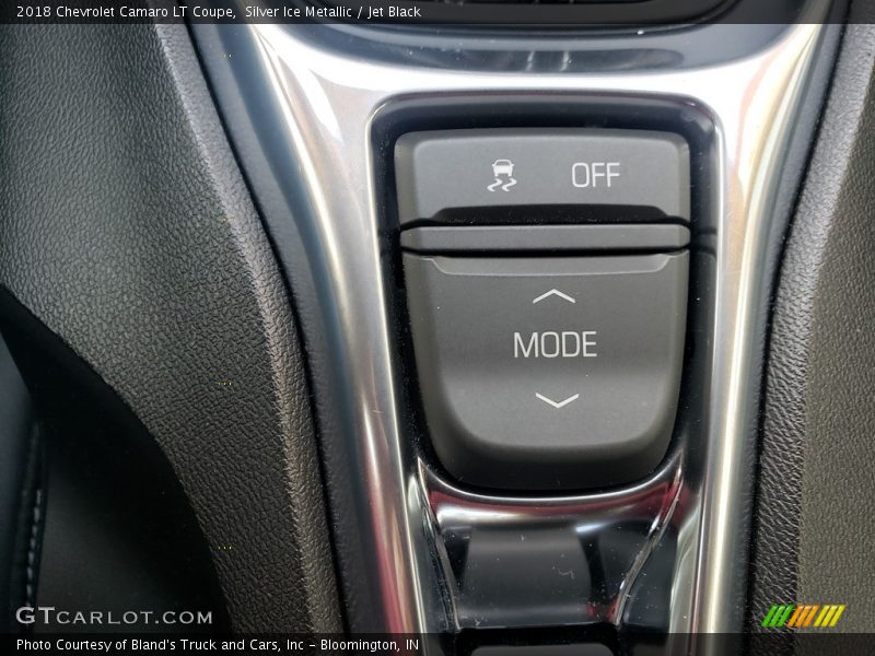 Silver Ice Metallic / Jet Black 2018 Chevrolet Camaro LT Coupe