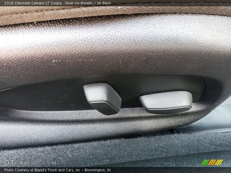 Silver Ice Metallic / Jet Black 2018 Chevrolet Camaro LT Coupe