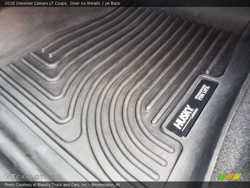 Silver Ice Metallic / Jet Black 2018 Chevrolet Camaro LT Coupe