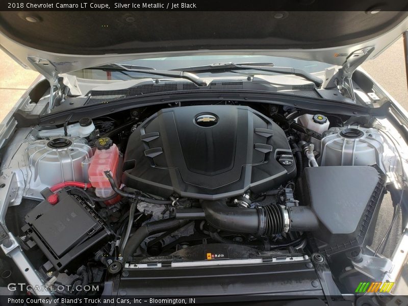 Silver Ice Metallic / Jet Black 2018 Chevrolet Camaro LT Coupe