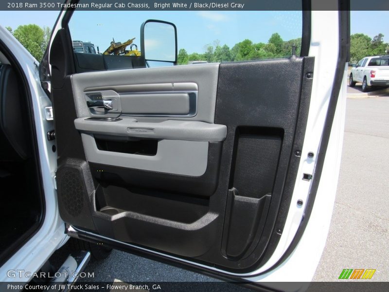Bright White / Black/Diesel Gray 2018 Ram 3500 Tradesman Regular Cab Chassis