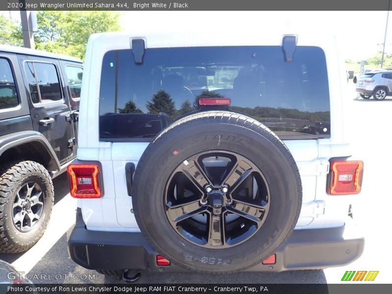 Bright White / Black 2020 Jeep Wrangler Unlimited Sahara 4x4
