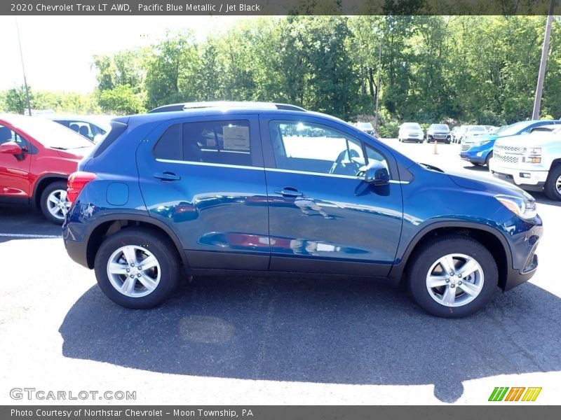Pacific Blue Metallic / Jet Black 2020 Chevrolet Trax LT AWD