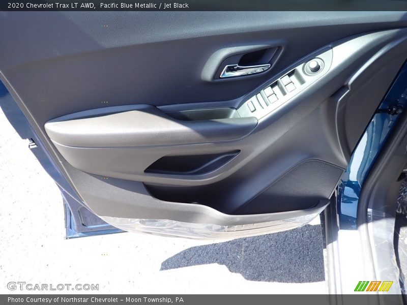 Pacific Blue Metallic / Jet Black 2020 Chevrolet Trax LT AWD