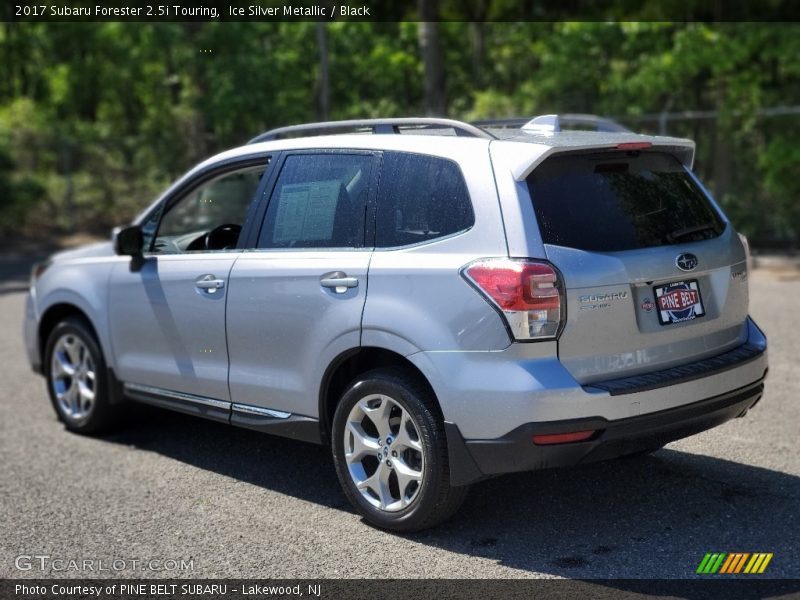 Ice Silver Metallic / Black 2017 Subaru Forester 2.5i Touring