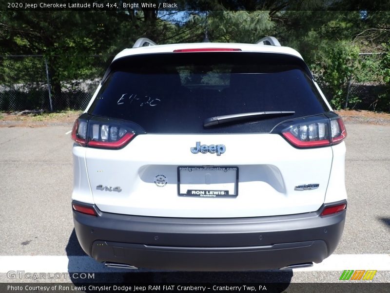 Bright White / Black 2020 Jeep Cherokee Latitude Plus 4x4