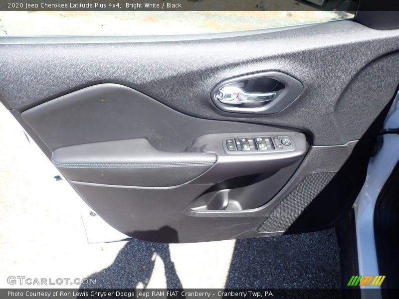 Bright White / Black 2020 Jeep Cherokee Latitude Plus 4x4