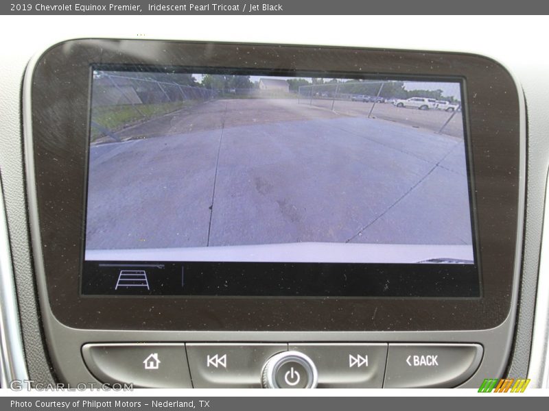 Iridescent Pearl Tricoat / Jet Black 2019 Chevrolet Equinox Premier