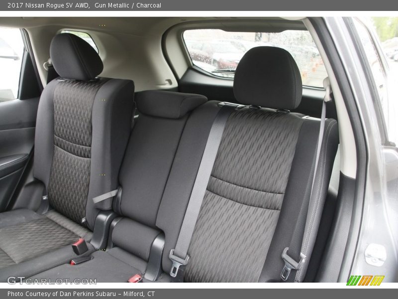 Gun Metallic / Charcoal 2017 Nissan Rogue SV AWD