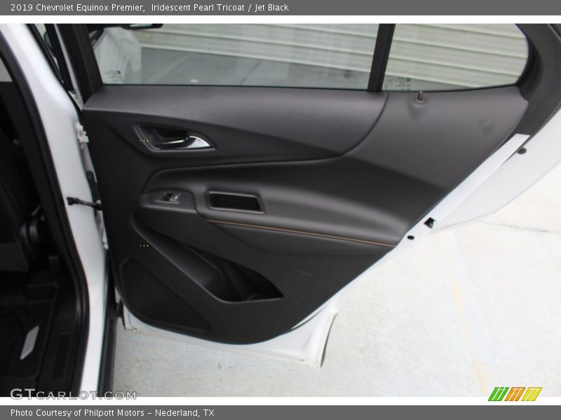 Iridescent Pearl Tricoat / Jet Black 2019 Chevrolet Equinox Premier