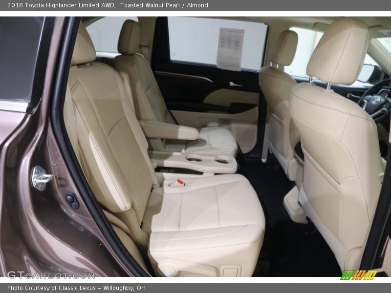 Toasted Walnut Pearl / Almond 2018 Toyota Highlander Limited AWD