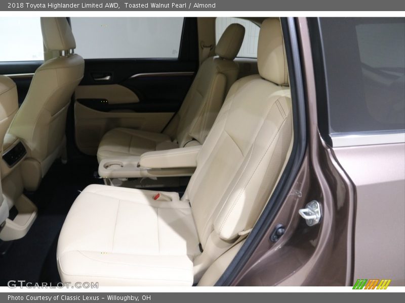 Toasted Walnut Pearl / Almond 2018 Toyota Highlander Limited AWD