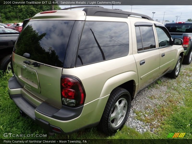 Sandstone Metallic / Light Cashmere/Ebony 2006 Chevrolet TrailBlazer EXT LS 4x4